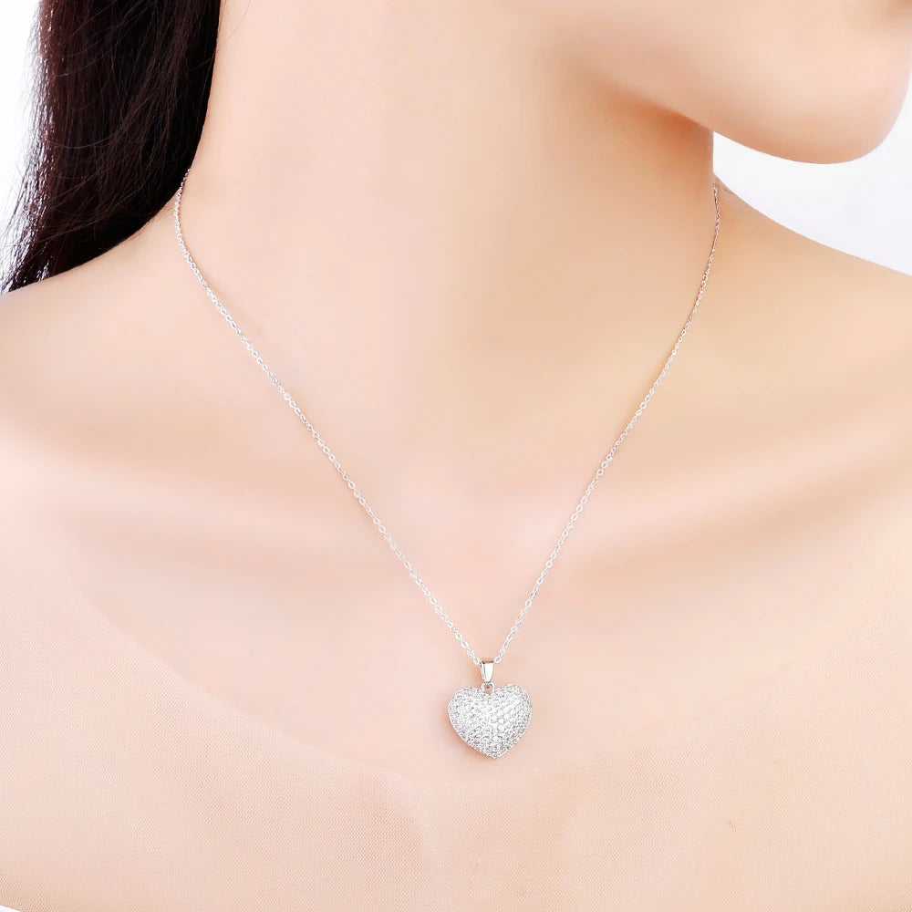 3D Sparkle Heart Necklace