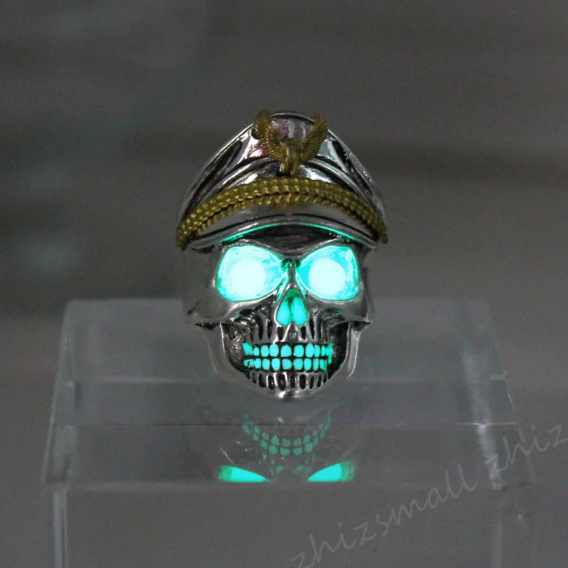 Admiral Skull Glow in the Dark Ring