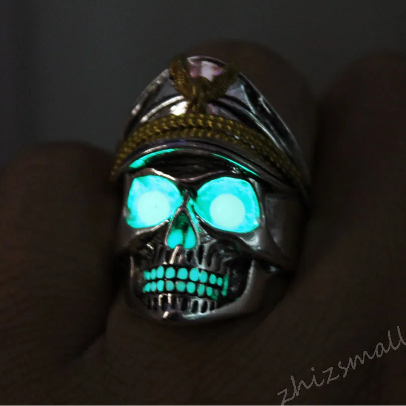 Admiral Skull Glow in the Dark Ring